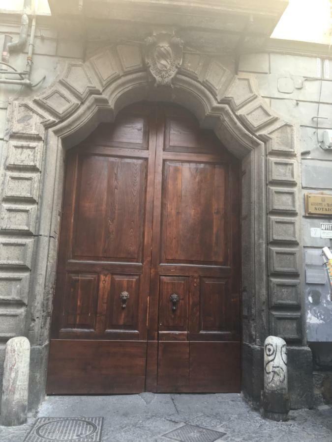 Le Rondini Della Pietrasanta Naples